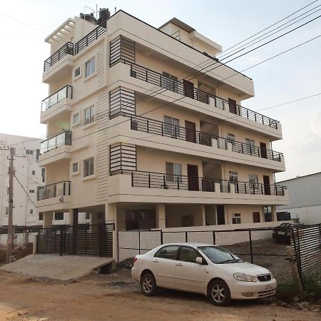 Qualtems Guest House-With Ac Options Bangalore Exterior photo