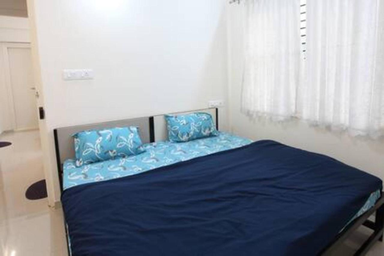 Qualtems Guest House-With Ac Options Bangalore Exterior photo